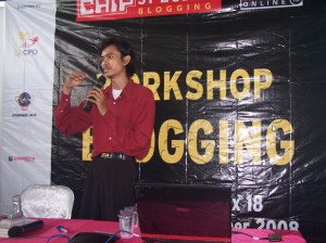 Saat Mengisi Workshop Blogging yang diselenggarakan Majalah Komputer CHIP